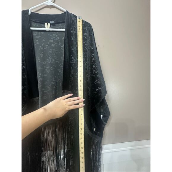 NWOT Roxy Black Wings of Raven Velvet Fringe Kimono Top Open Cardigan Women's XS - Picture 8 of 10